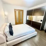 公寓 Large Three *