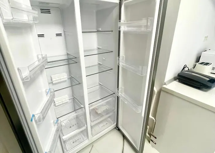 Appartement Large Three *