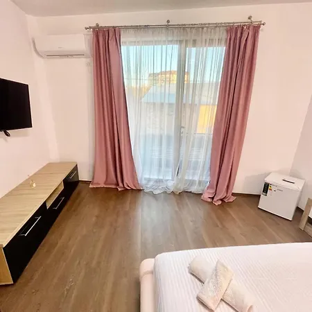 Large Three Apartman *