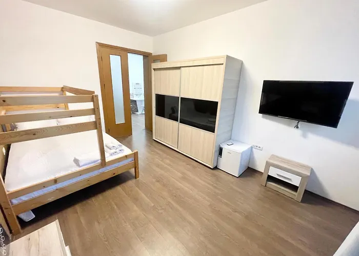 Apartman Large Three